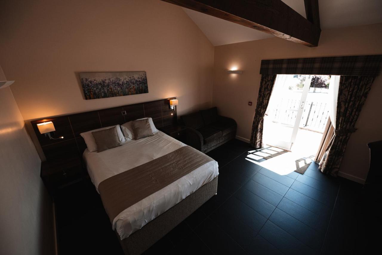 פונטפרקט Kings Croft Hotel מראה חיצוני תמונה