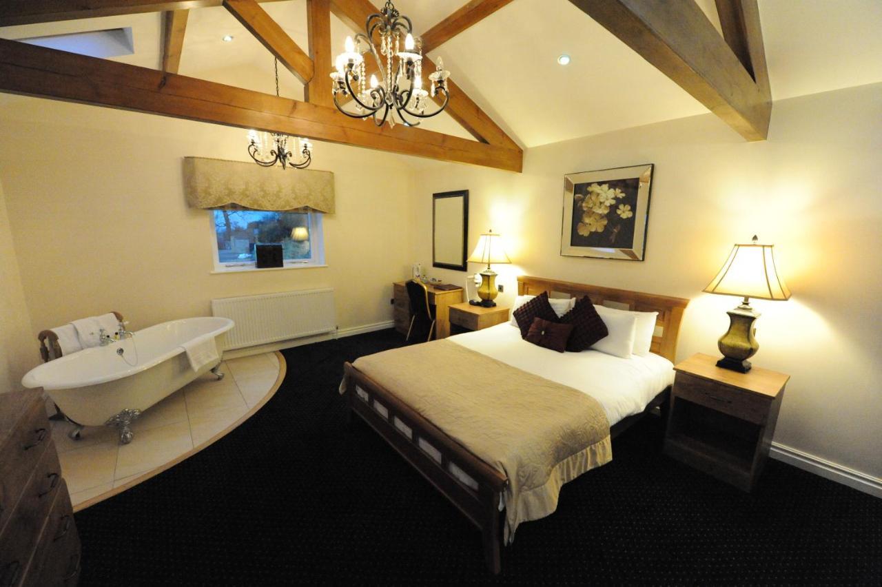 פונטפרקט Kings Croft Hotel מראה חיצוני תמונה
