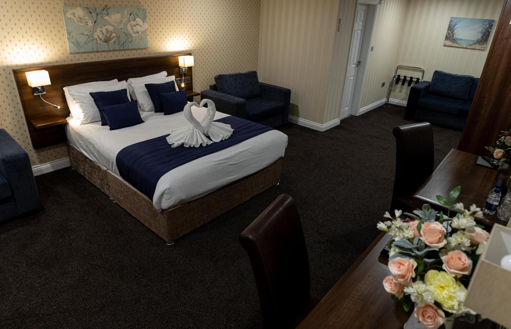 פונטפרקט Kings Croft Hotel מראה חיצוני תמונה