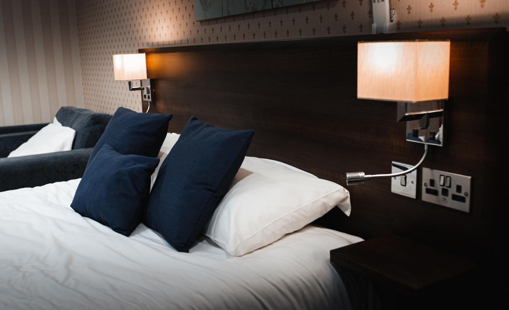 פונטפרקט Kings Croft Hotel מראה חיצוני תמונה